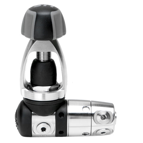 Atomic Aquatics ST1 Sealed Regulator | Diving Sports Canada Atomic Aquatics ST1 Sealed Regulator | Diving Sports Canada
