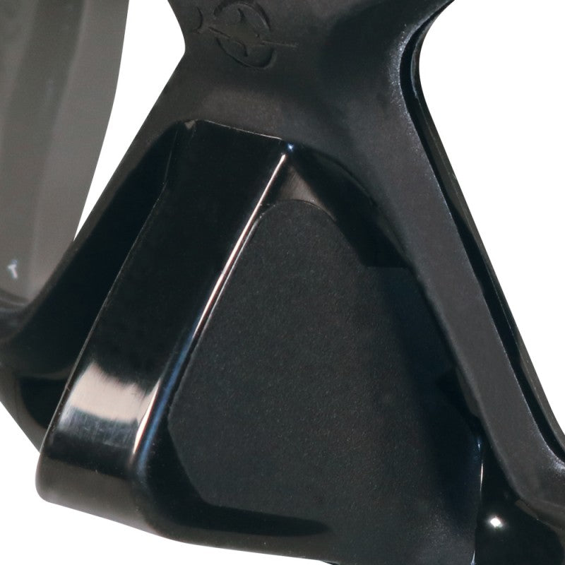 Beuchat Shark Black | Diving Sports Canada Beuchat Shark Black | Diving Sports Canada