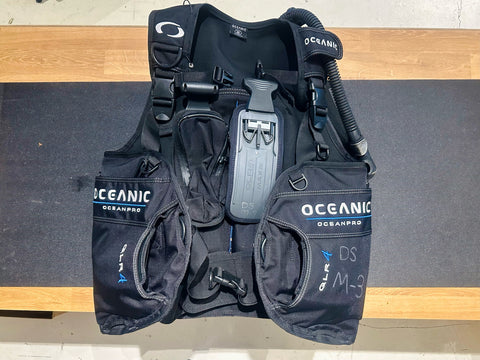 Oceanic OceanPro Used Size Medium | Diving Sports Canada | Vancouver