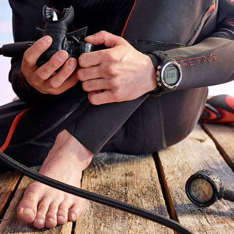 Suunto D4i Novo Black | Diving Sports Canada